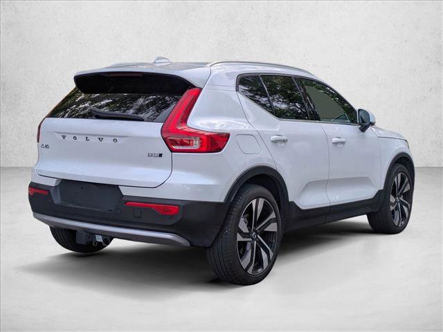 Used 2024 Volvo XC40 B5 Plus w/ Protection Package Premier image 5
