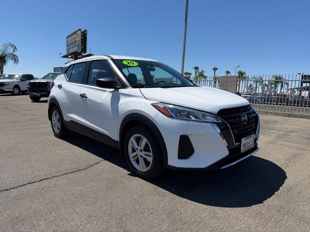Certified 2025 Nissan Kicks Play S FWD image 1