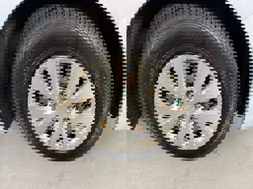 Used 2012 Honda Civic LX image 11