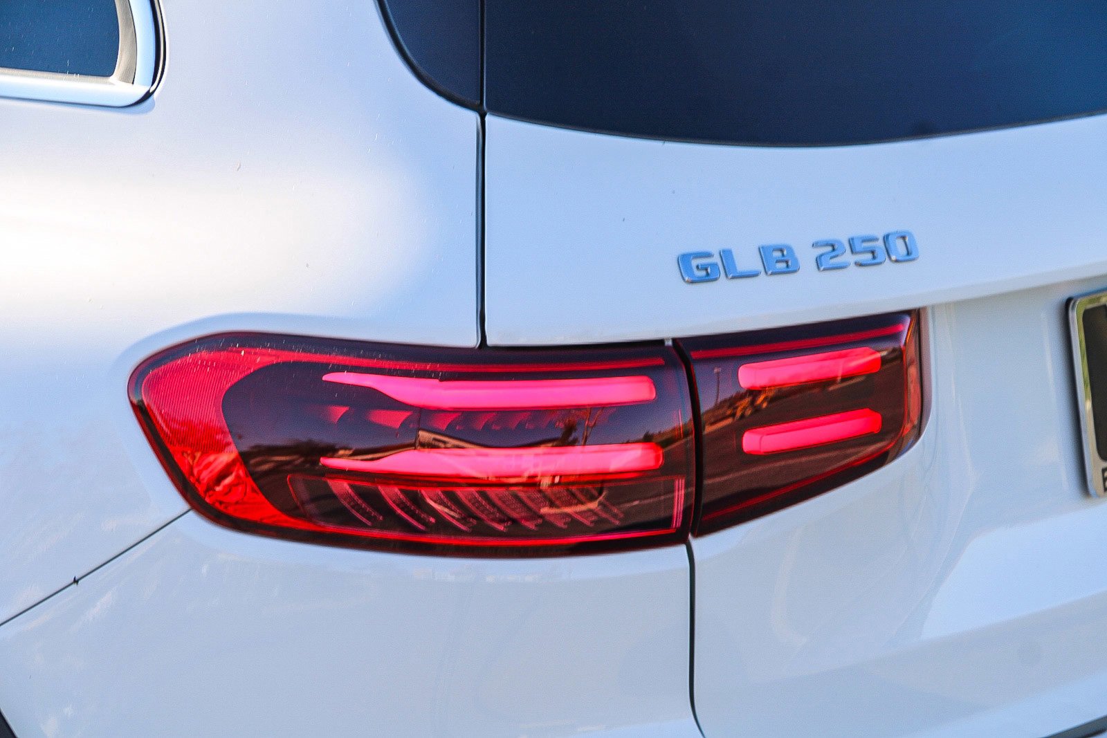 Certified 2025 Mercedes-Benz GLB 250 4MATIC image 11