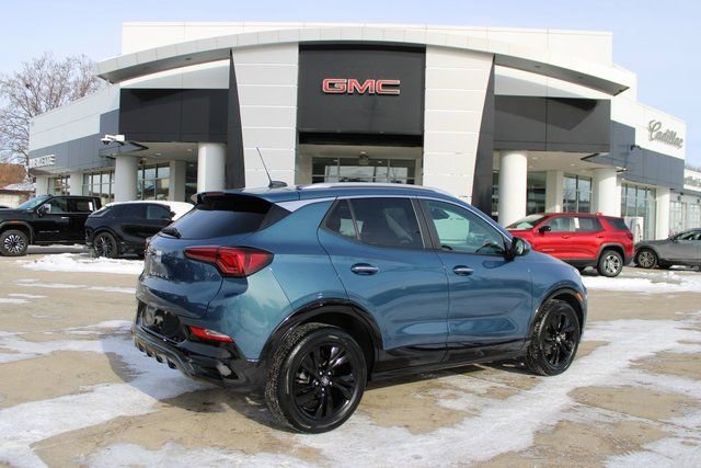 Used 2024 Buick Encore GX Sport Touring image 7