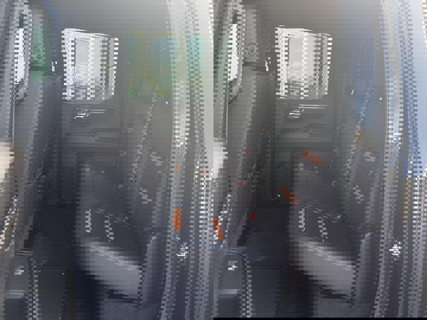 Used 2023 GMC Sierra 1500 AT4 w/ Technology Package image 14