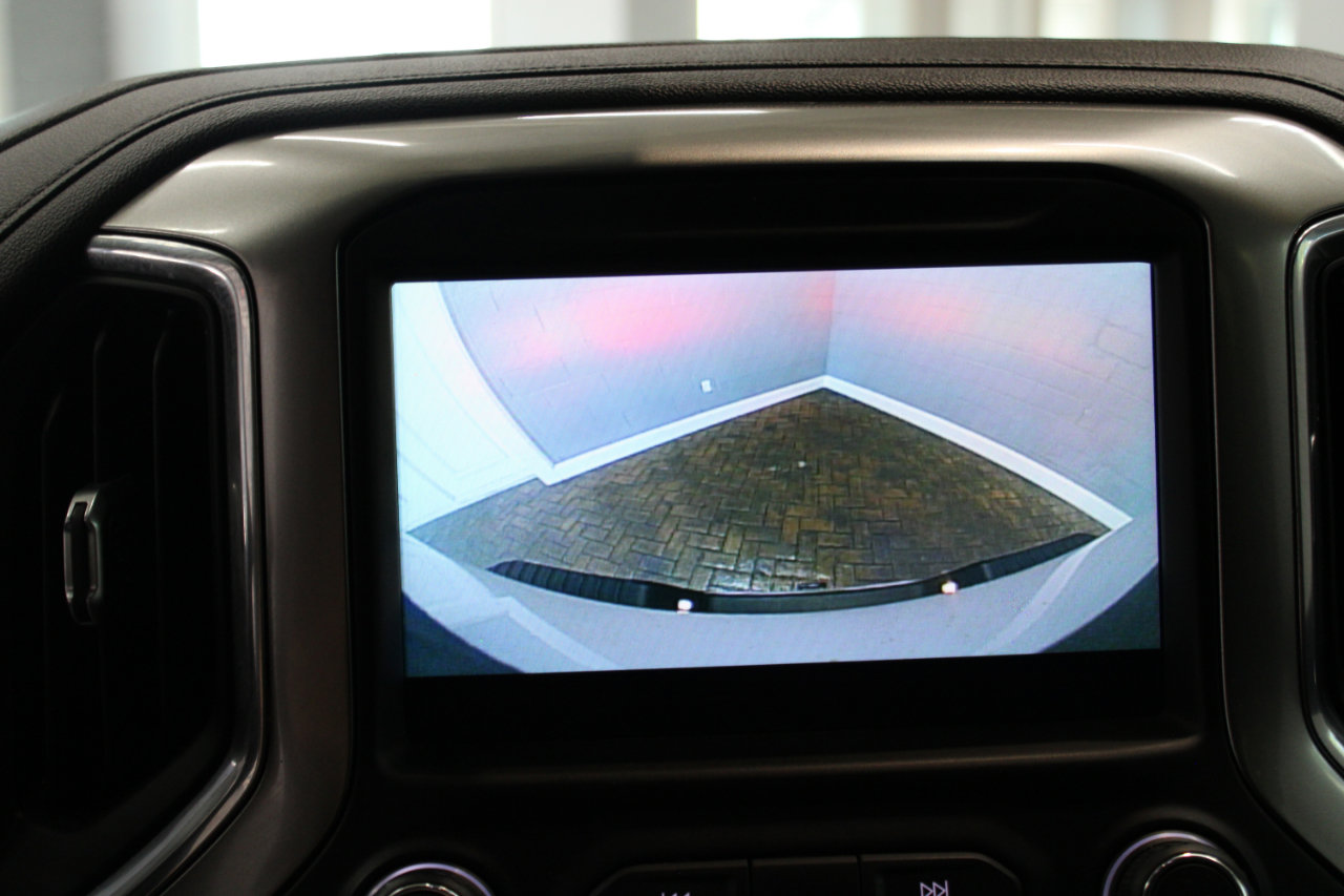 Used 2021 Chevrolet Silverado 2500 LT w/ Convenience Package image 21