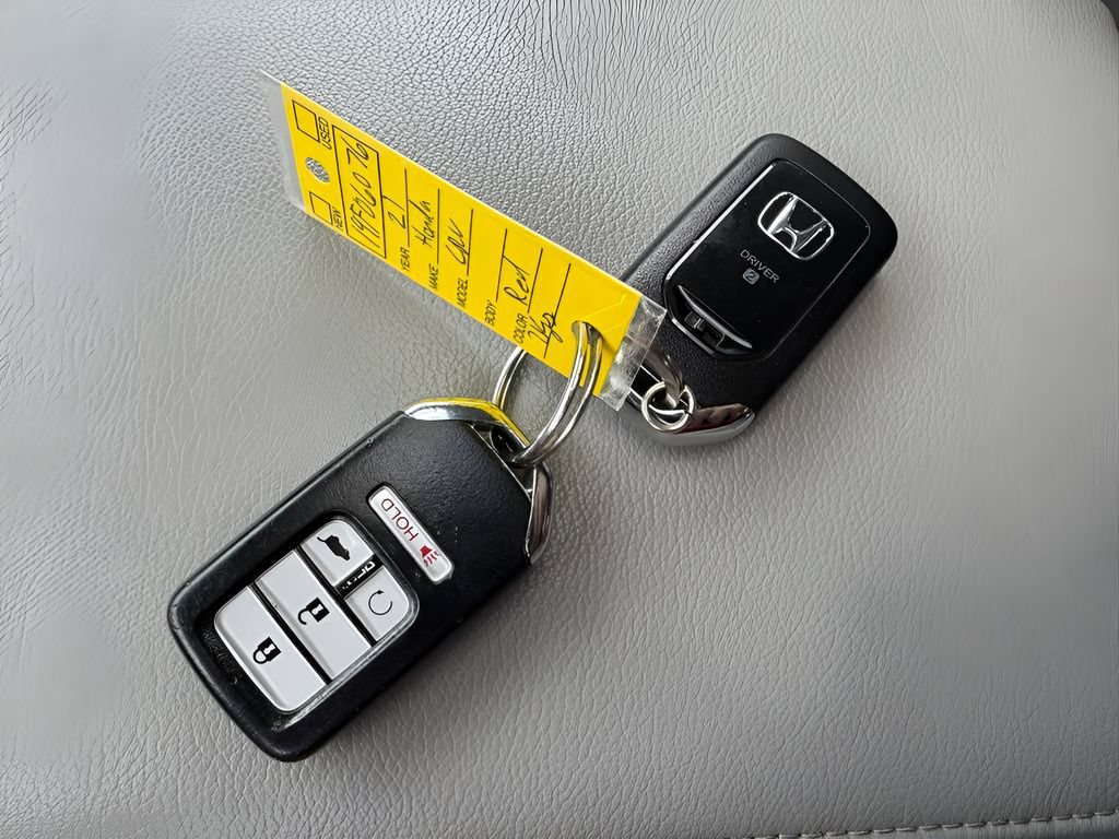 Used 2021 Honda CR-V EX-L image 2