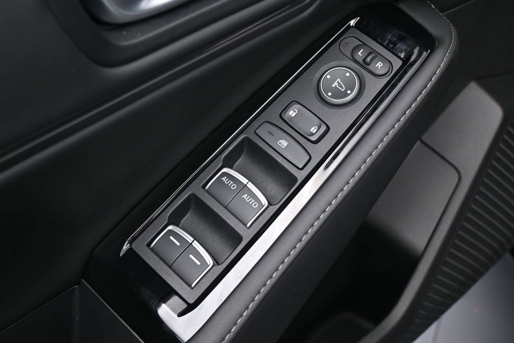 Used 2024 Honda Accord Touring image 14