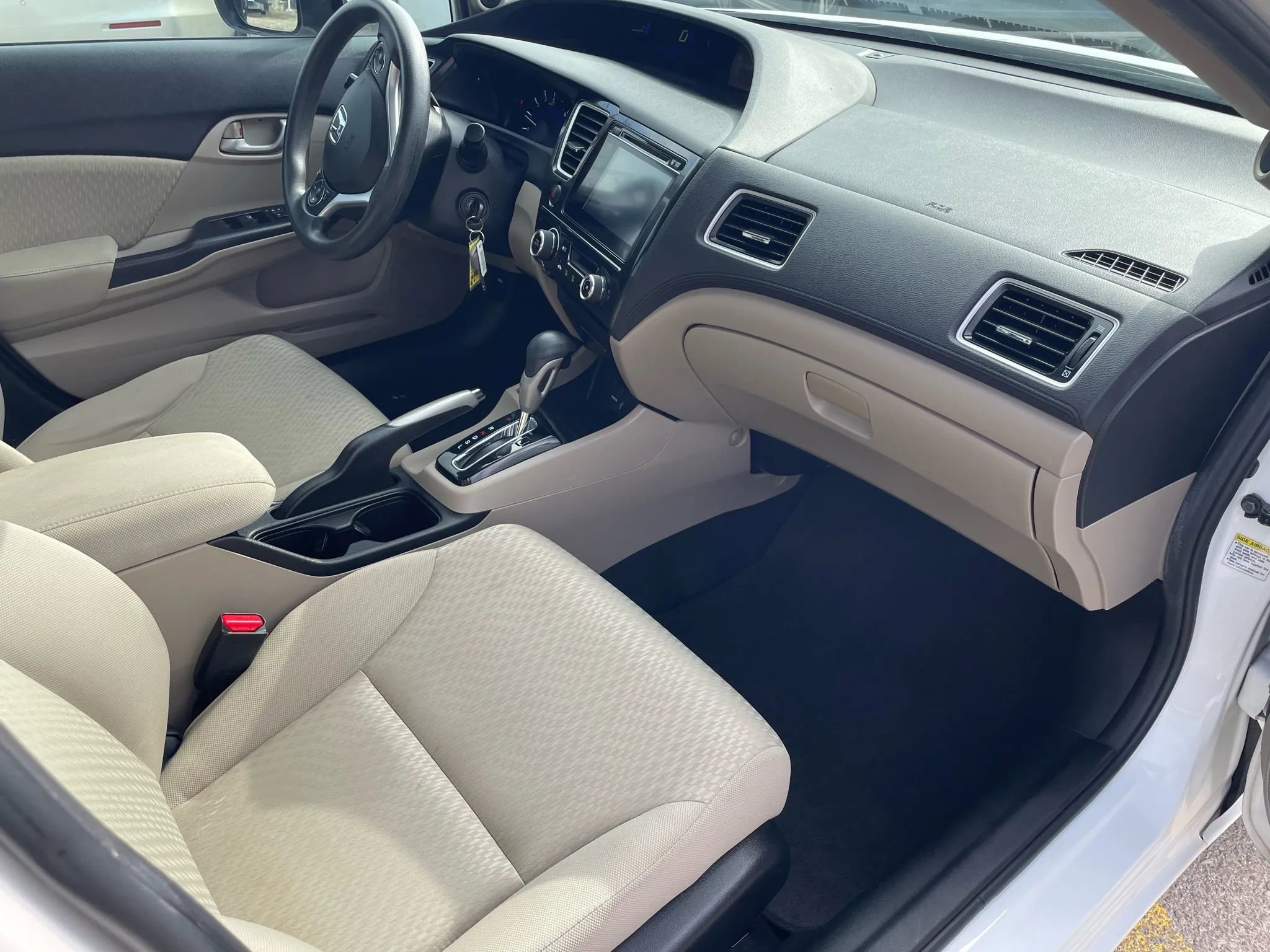 Used 2015 Honda Civic SE image 9