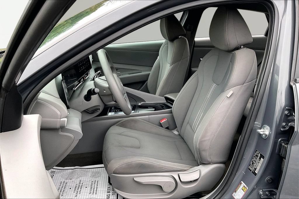 Used 2024 Hyundai Elantra SEL FWD image 24