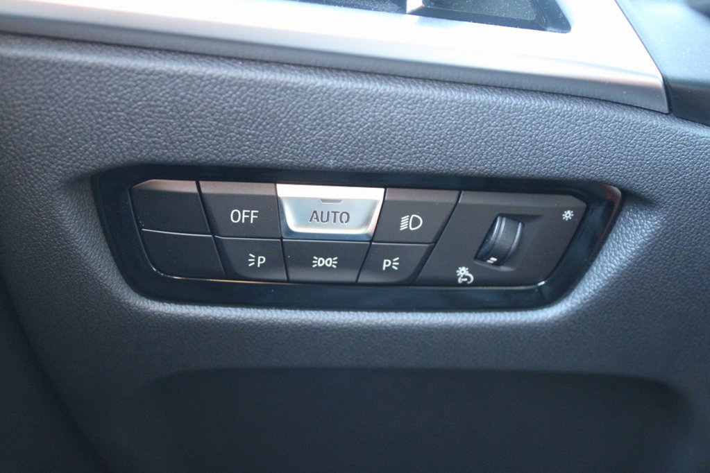 Used 2025 BMW i4 xDrive40i w/ M Sport Package image 12