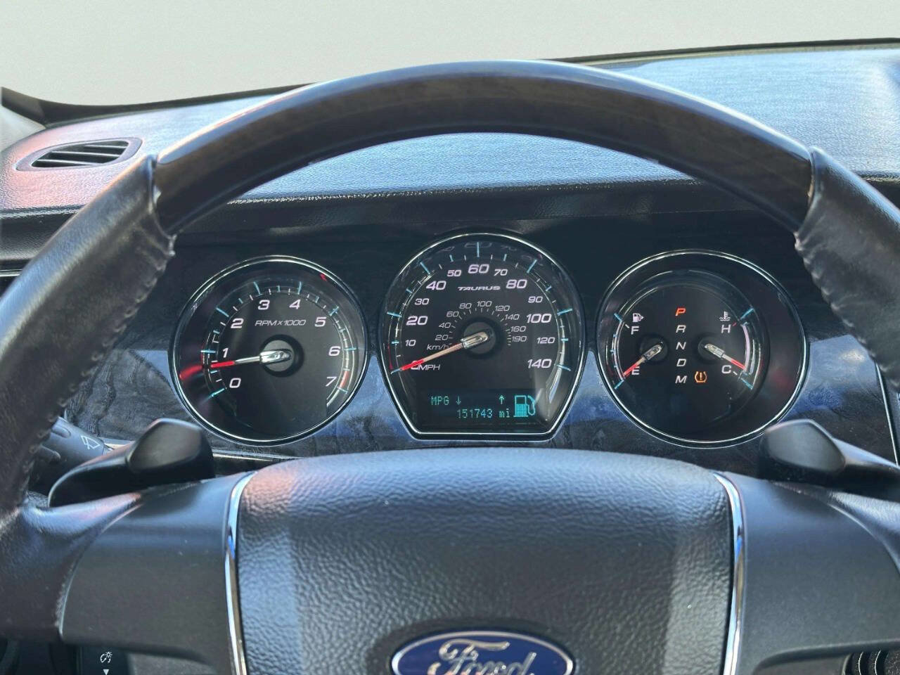 Used 2012 Ford Taurus Limited image 26