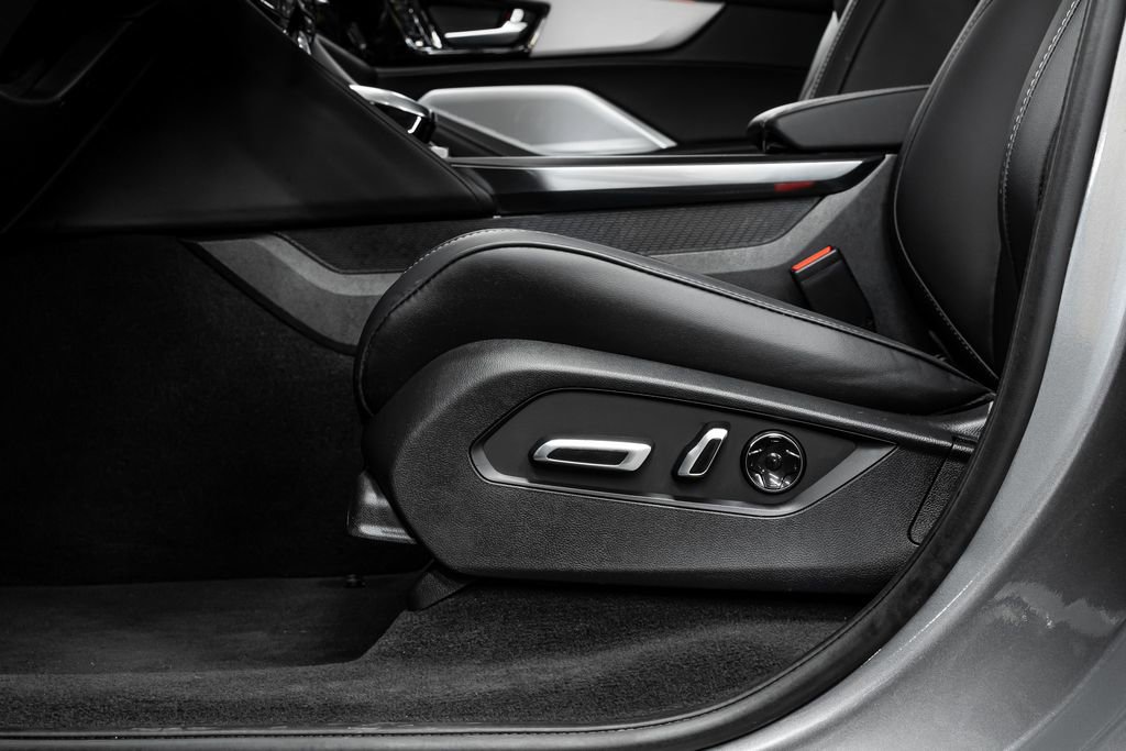 Certified 2025 Acura MDX w/ Technology Package image 37