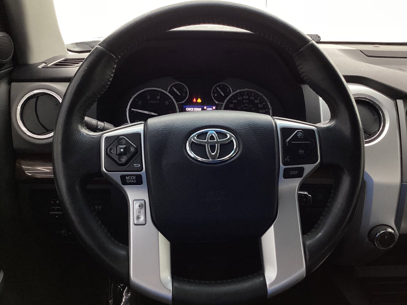 Used 2015 Toyota Tundra Limited w/ Limited Premium Package image 31