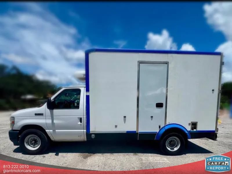Used 2023 Ford E-350 and Econoline 350 Super Duty w/ Power Windows & Locks Group RWD image 8