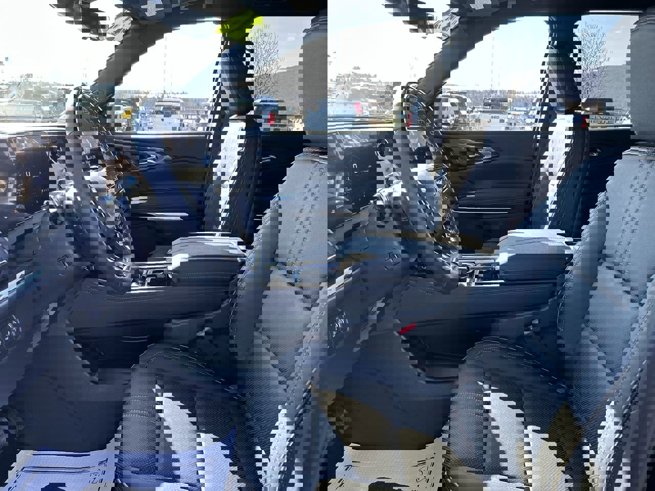 New 2026 Chevrolet Traverse High Country image 22