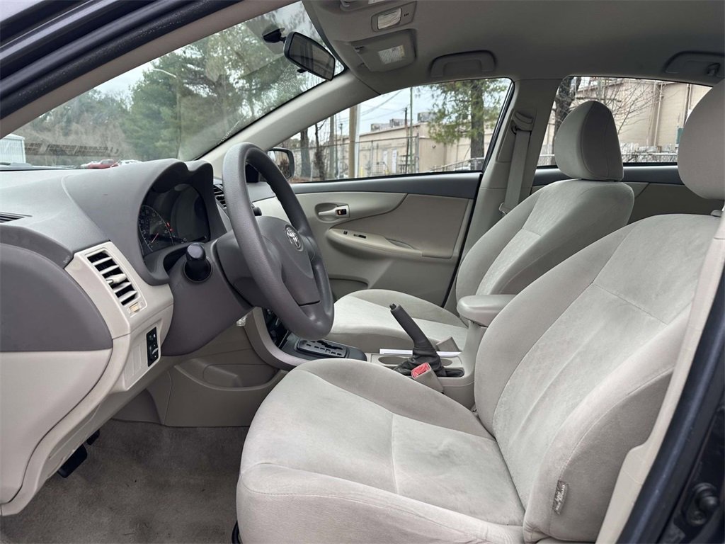 Used 2009 Toyota Corolla LE image 19