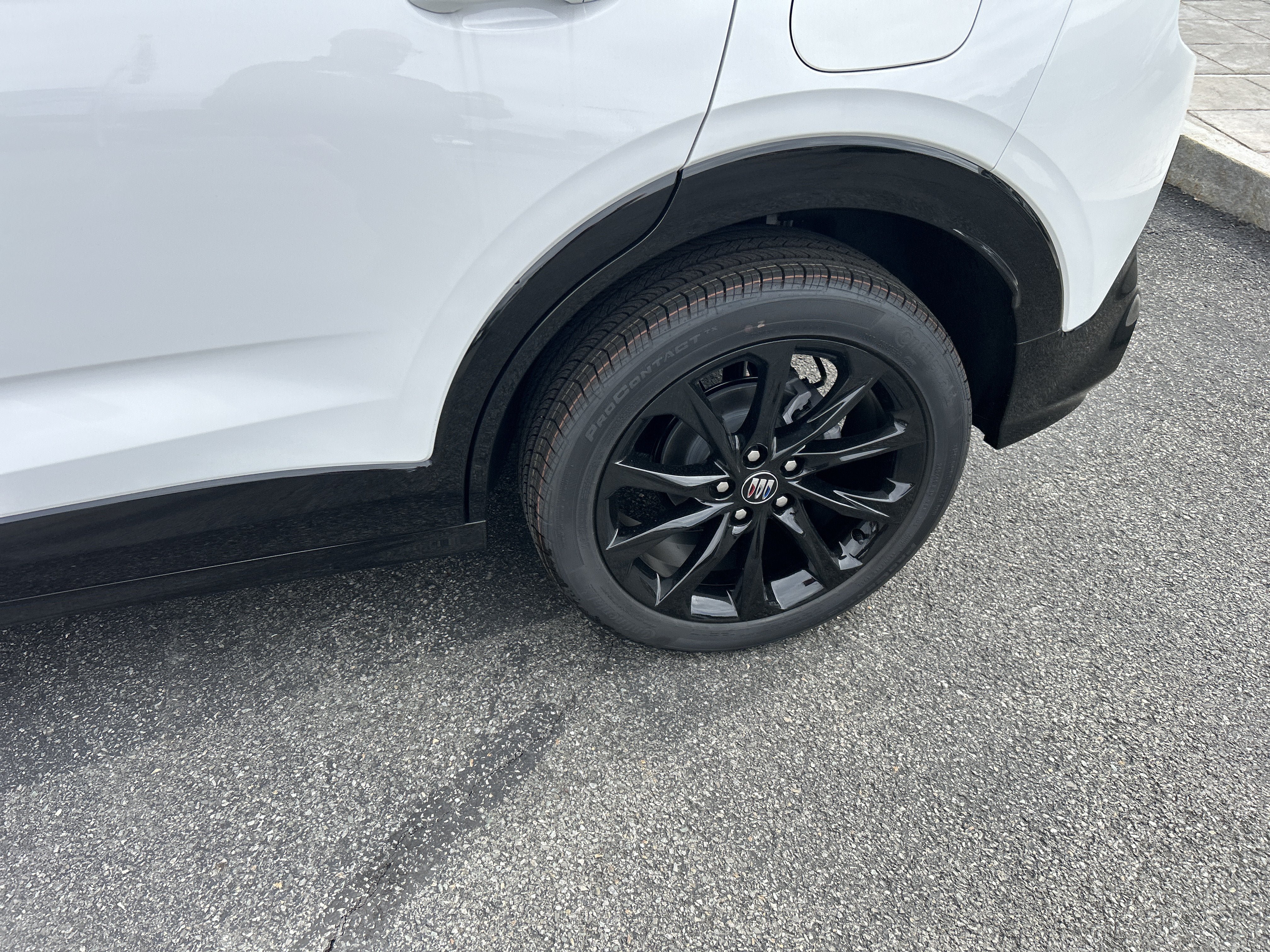 New 2026 Buick Encore GX Sport Touring w/ Advanced Technology Package AWD/4WD image 5