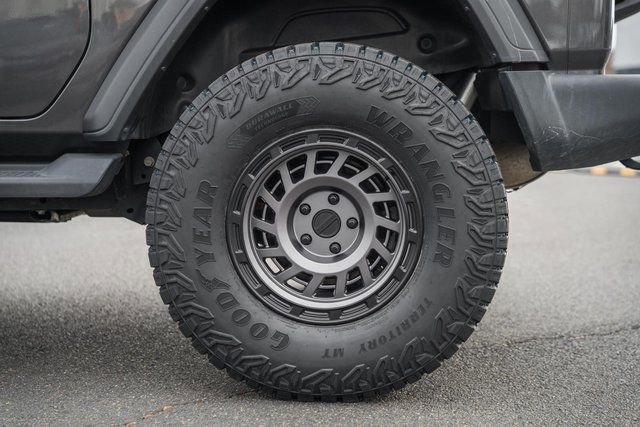 Used 2020 Jeep Wrangler Sport image 18