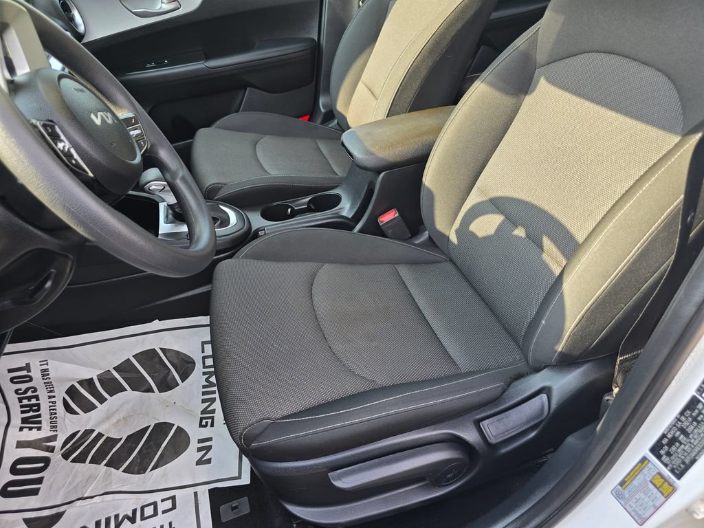 Used 2024 Kia Forte LXS w/ LXS Technology Package FWD image 14