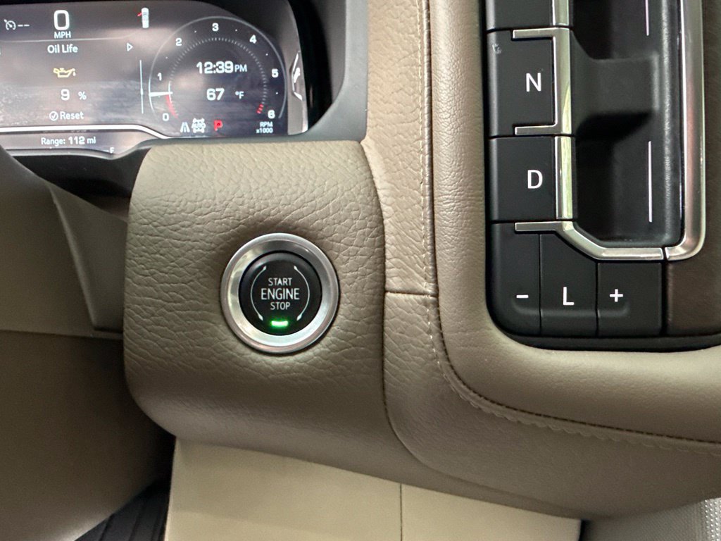 Used 2022 GMC Yukon Denali AWD/4WD image 32