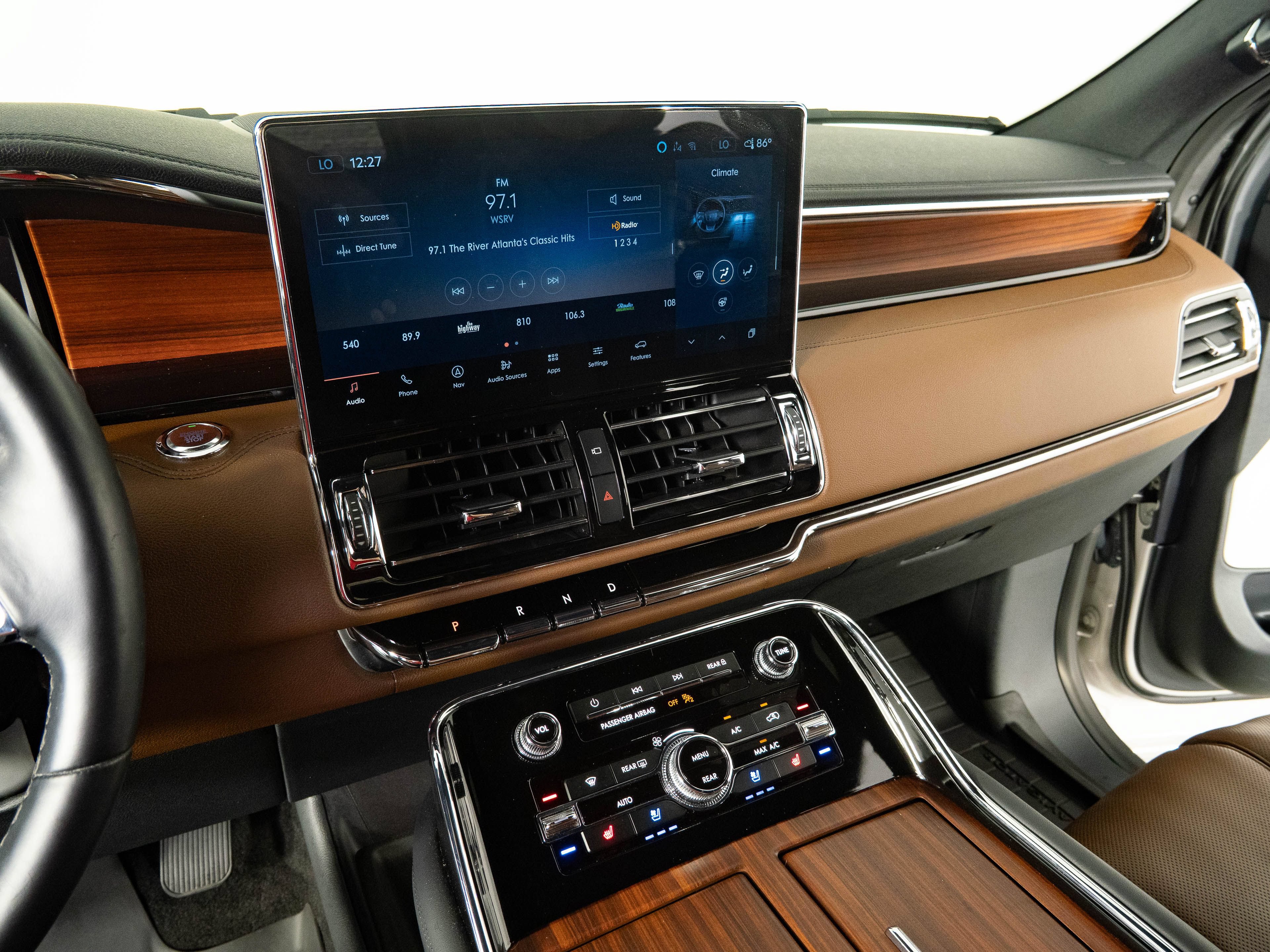 Used 2024 Lincoln Navigator Reserve AWD/4WD image 12