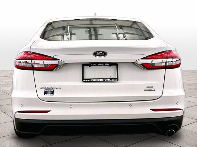 Used 2020 Ford Fusion SE FWD image 4