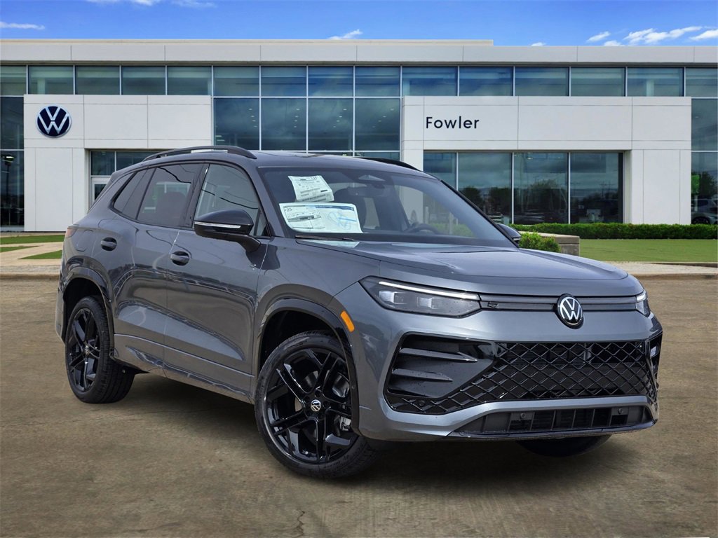 New 2025 Volkswagen Tiguan SE R-Line