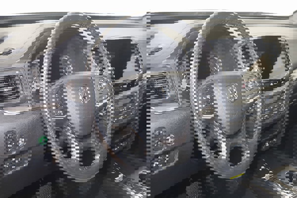 Used 2024 Honda Passport EX-L image 6