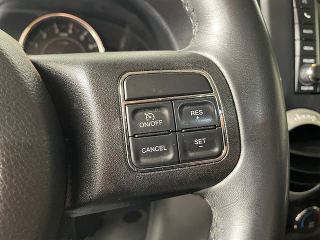 Used 2018 Jeep Wrangler Unlimited Sahara w/ Max Tow Package image 9