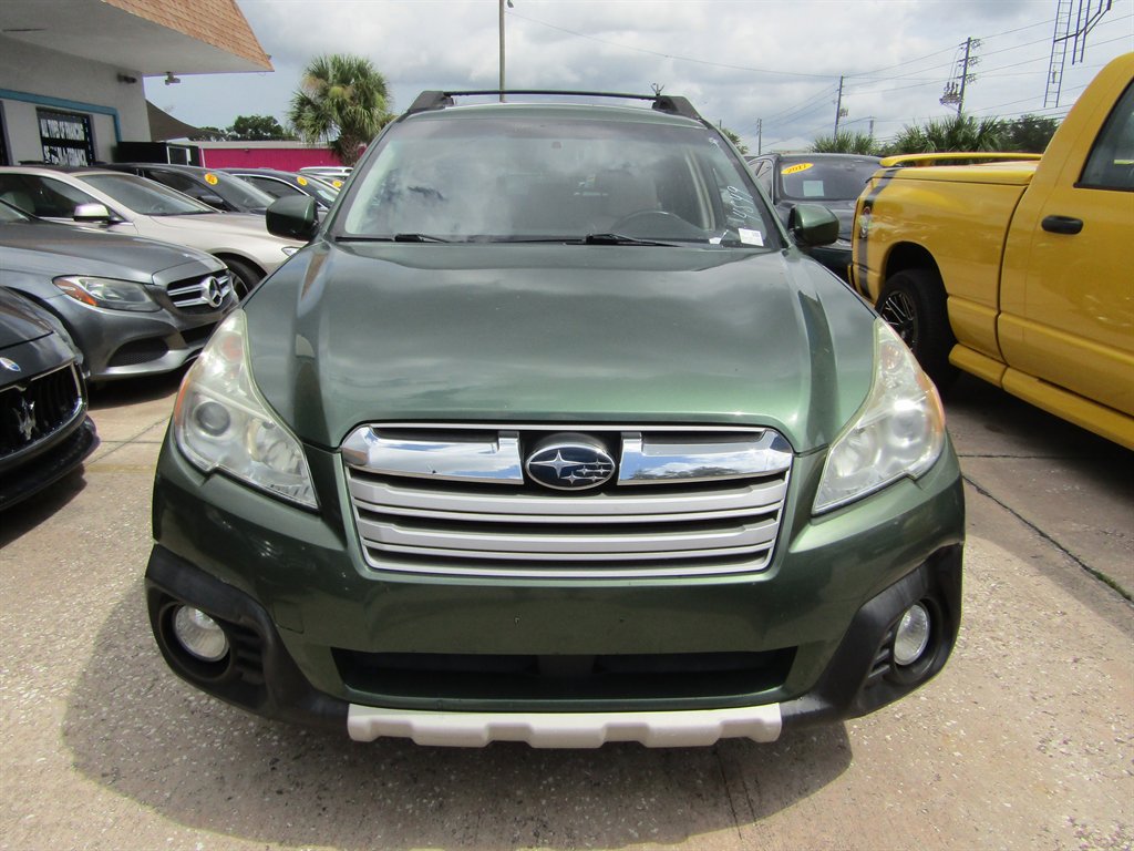 Used 2014 Subaru Outback 2.5i Limited AWD/4WD image 2