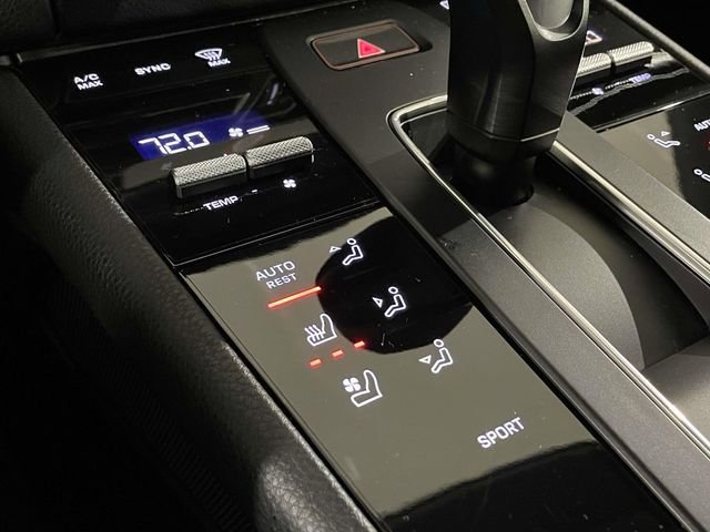 Used 2024 Porsche Macan image 33