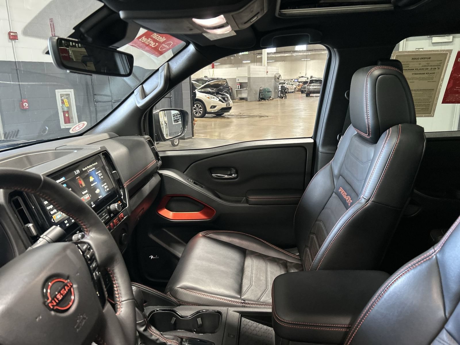 Certified 2025 Nissan Frontier PRO-4X w/ Pro Premium Package AWD/4WD image 3