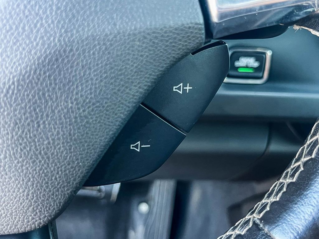 Certified 2023 Chevrolet Camaro LT image 34