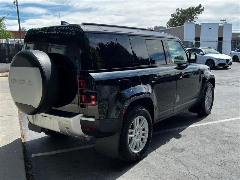 Used 2025 Land Rover Defender 110 S AWD/4WD image 7