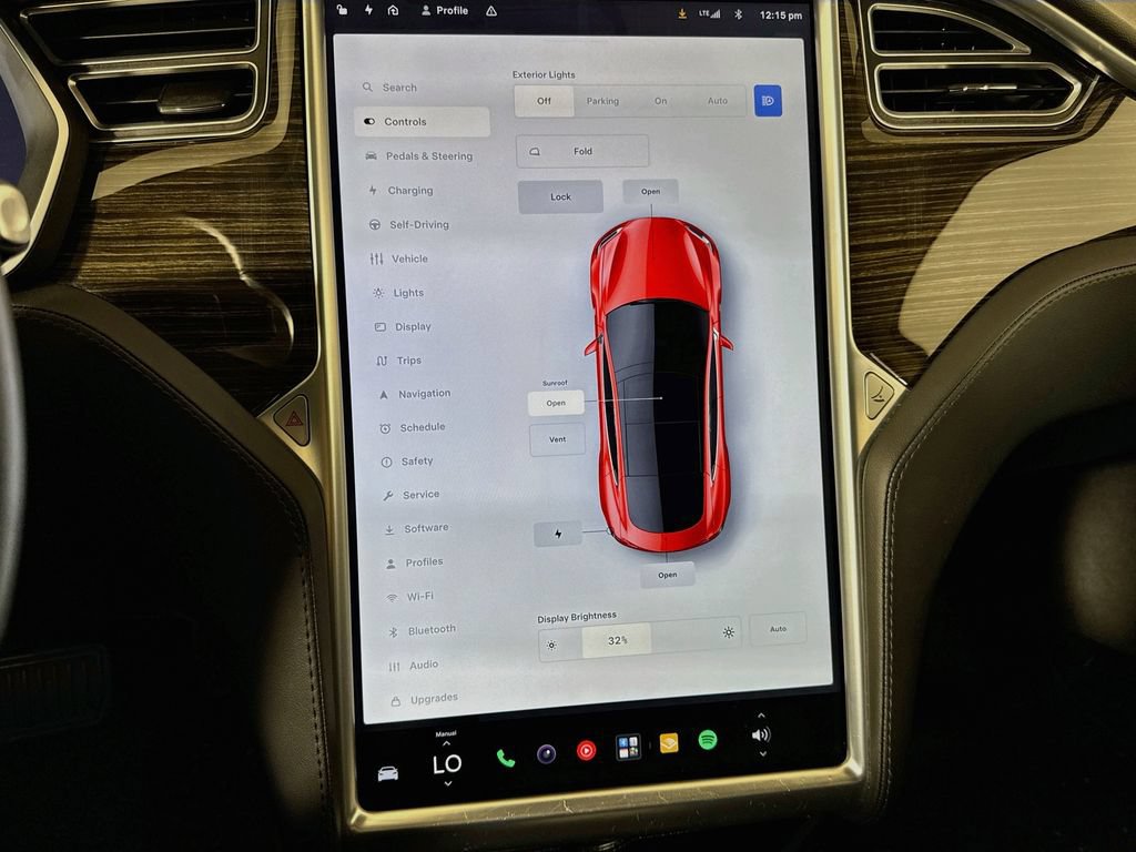 Used 2015 Tesla Model S 70D AWD/4WD image 17