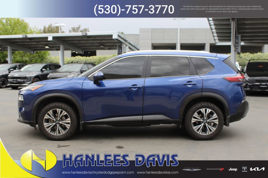 Used 2023 Nissan Rogue SV w/ SV Premium B Package FWD image 2