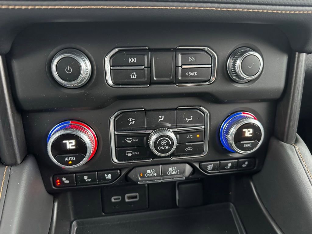Used 2024 GMC Yukon XL AT4 image 11
