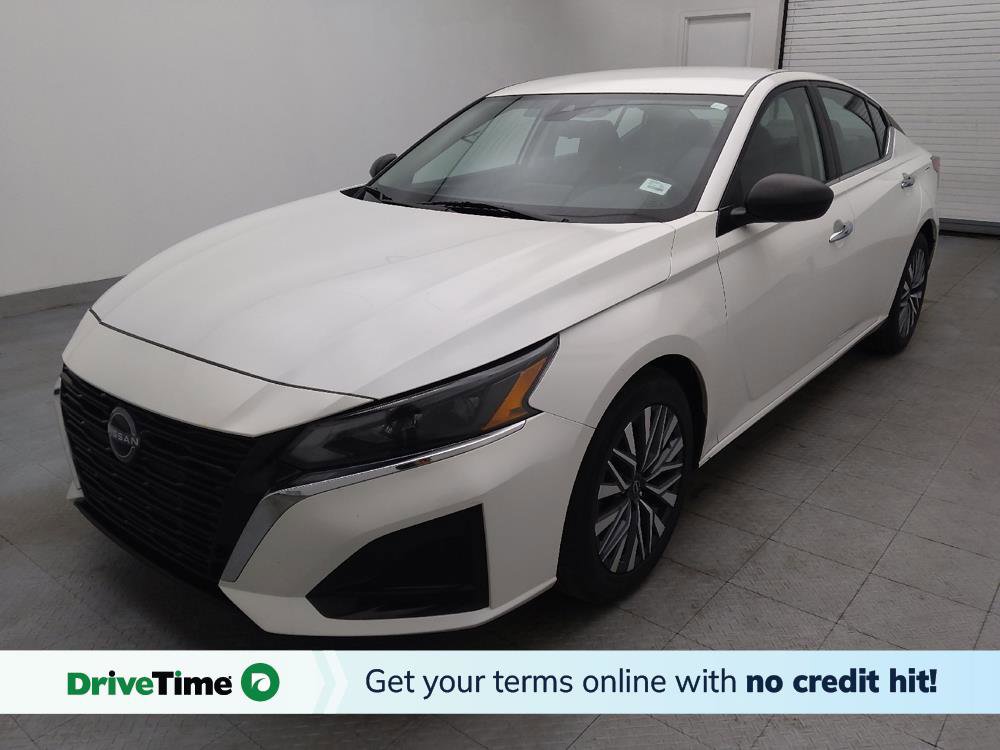 Used 2024 Nissan Altima 2.5 SV image 1