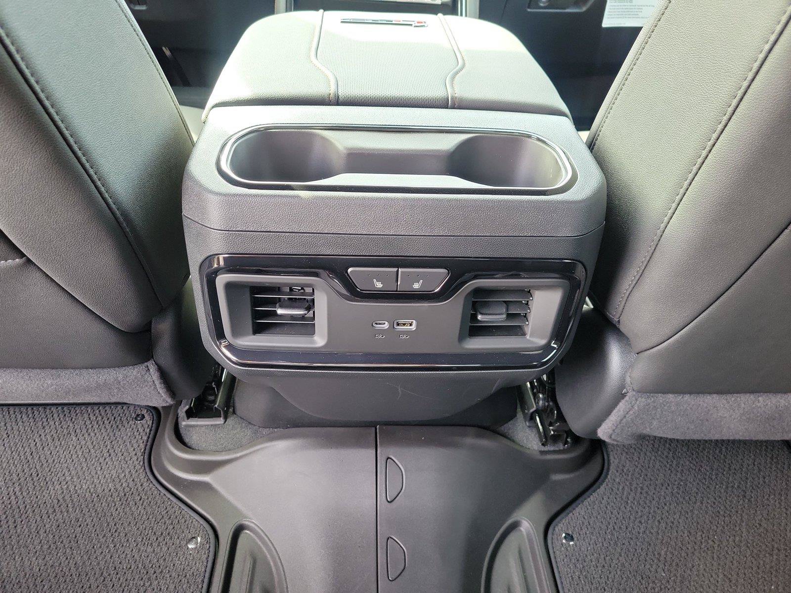 New 2026 GMC Sierra 2500 AT4 w/ AT4 Premium Plus Package AWD/4WD image 10