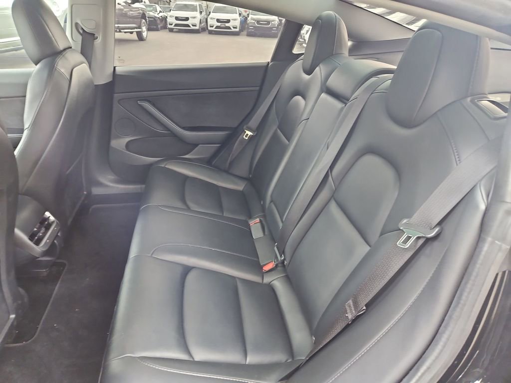 Used 2021 Tesla Model 3 Performance image 14