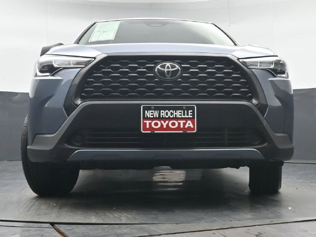 Certified 2023 Toyota Corolla Cross L AWD/4WD image 34