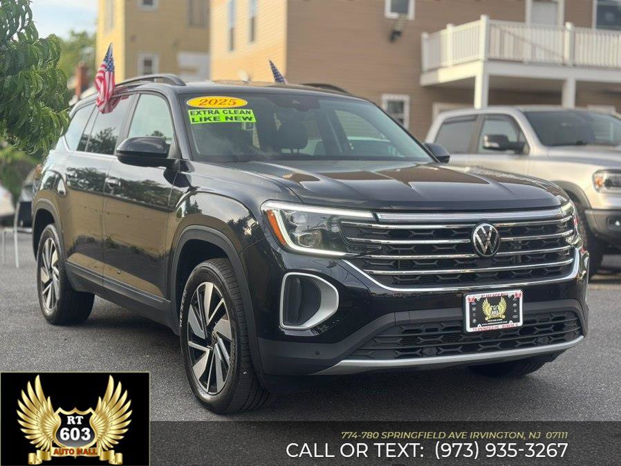 Used 2025 Volkswagen Atlas SE AWD/4WD image 3