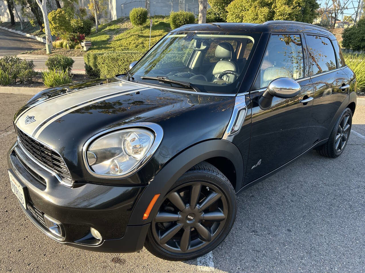 Used 2011 MINI Cooper Countryman S image 1