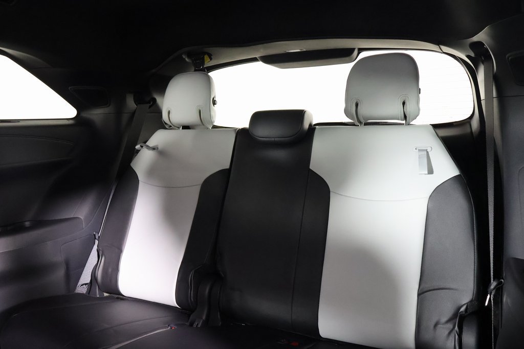 Used 2026 Toyota Sienna XSE FWD image 12
