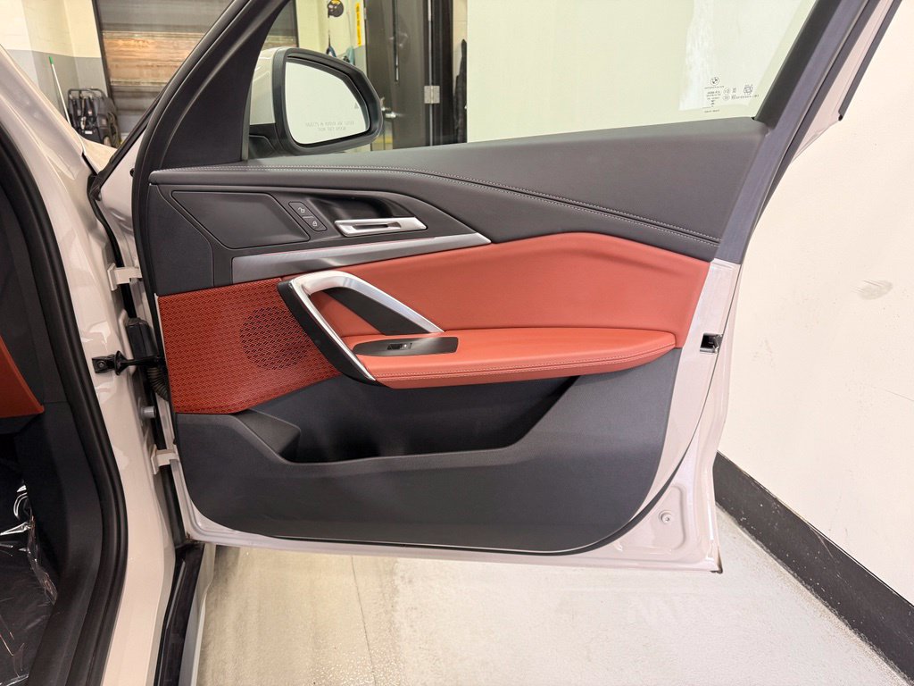 Used 2026 BMW X1 xDrive28i AWD/4WD image 27