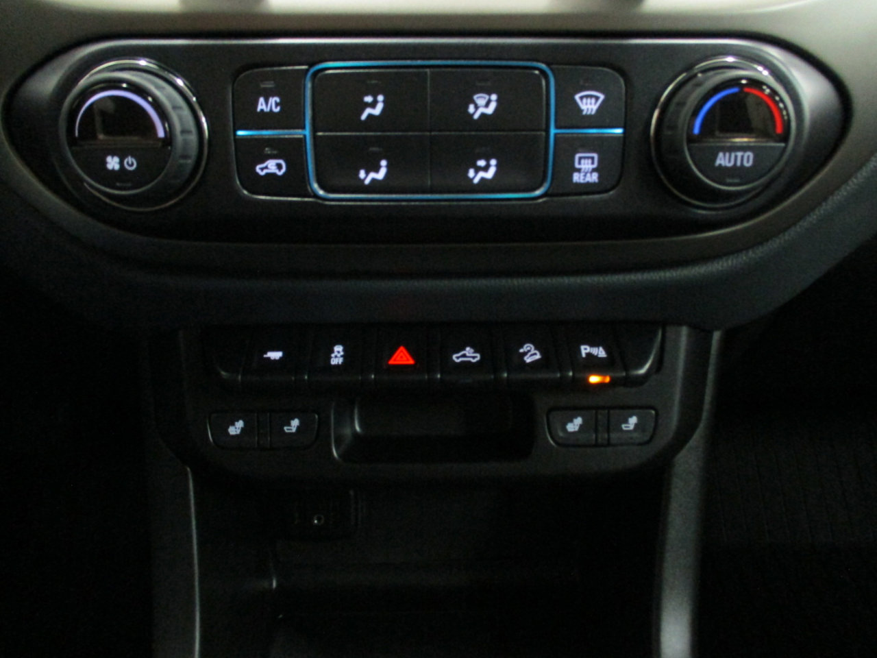 Used 2022 Chevrolet Colorado Z71 image 22