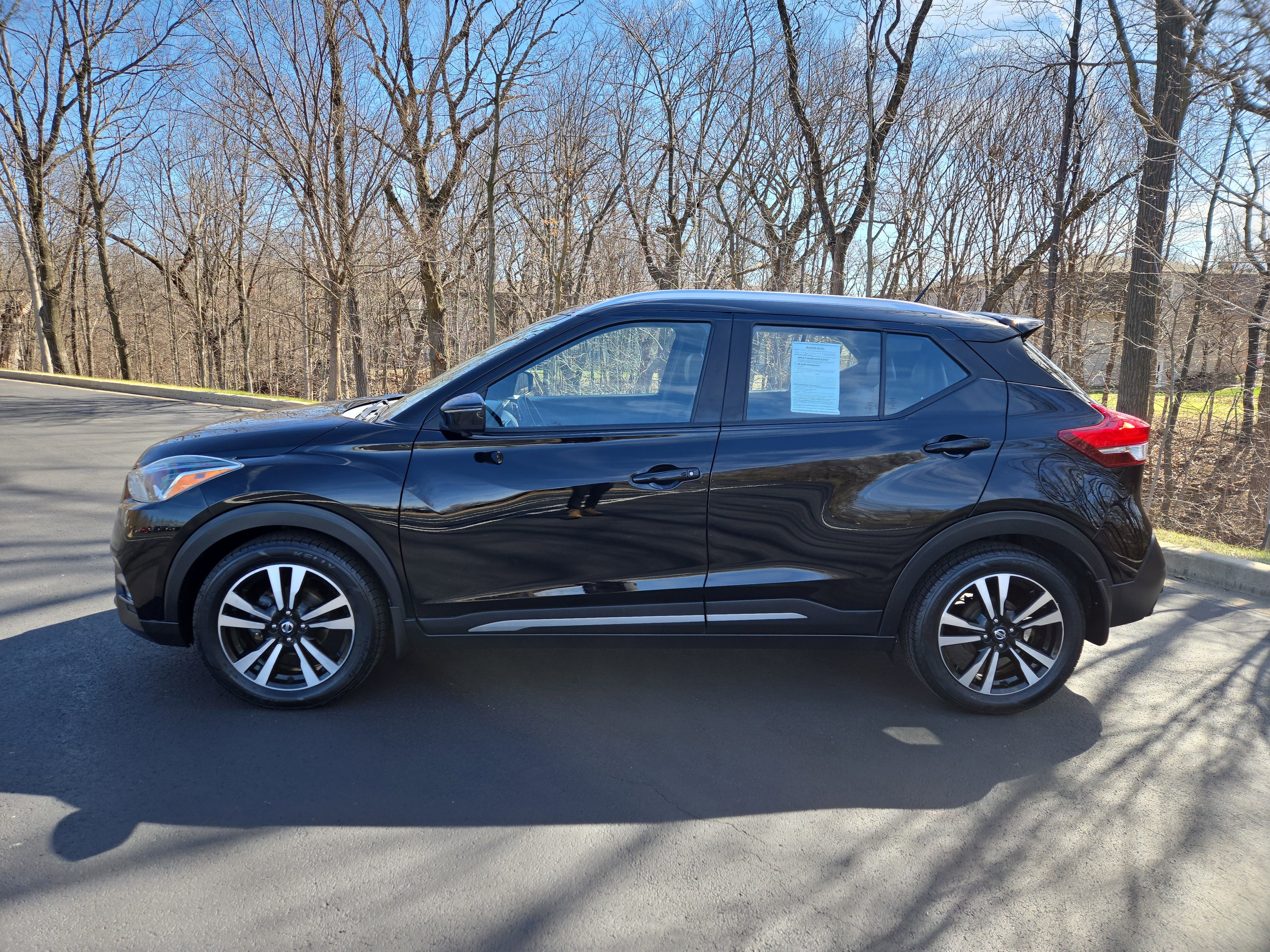 Used 2020 Nissan Kicks SR w/ SR Premium Package image 5