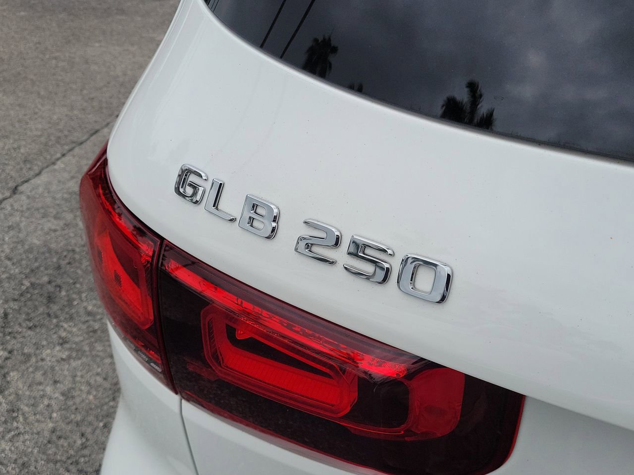 Certified 2022 Mercedes-Benz GLB 250 image 7