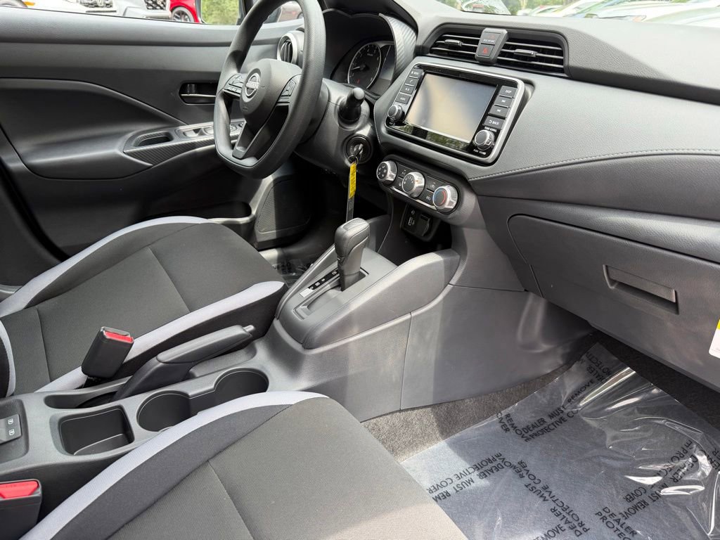 Used 2025 Nissan Versa S w/ Trunk Package FWD image 9