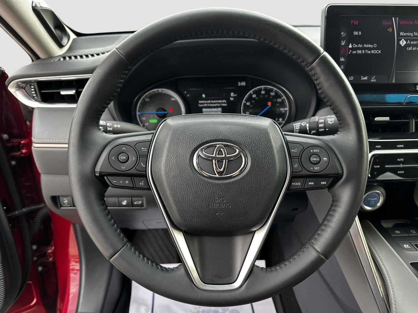 Used 2021 Toyota Venza Limited AWD/4WD image 10