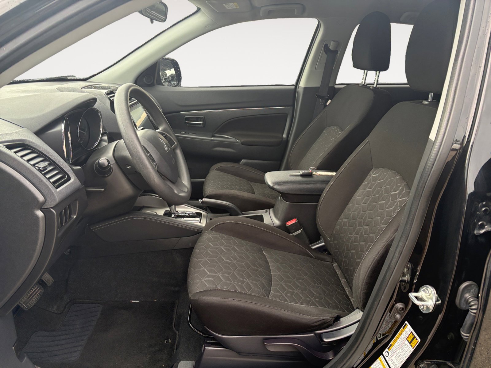 Used 2020 Mitsubishi Outlander Sport ES FWD image 20