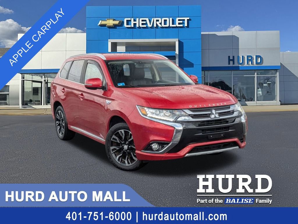 Used 2018 Mitsubishi Outlander SEL image 1